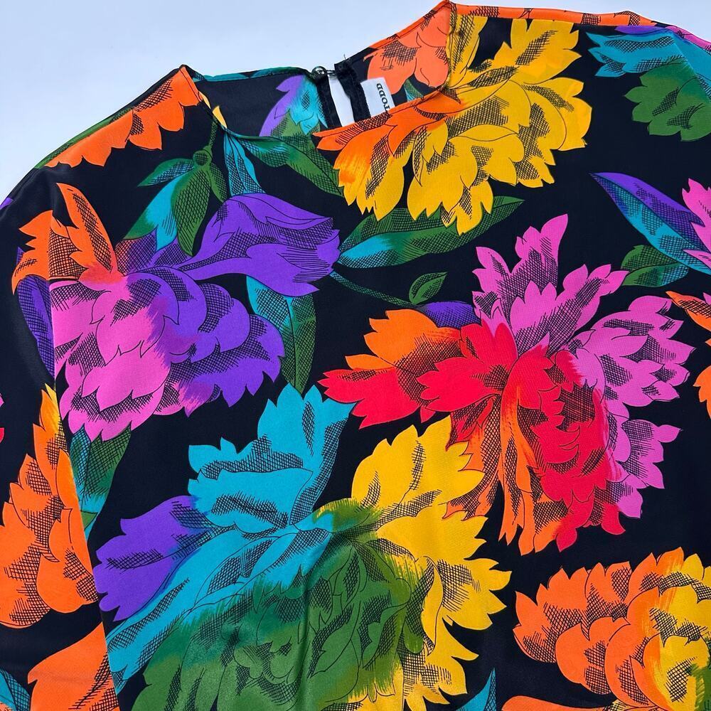 Vintage 1980’s Abstract Floral Pullover Blouse Top - Picture 2 of 8